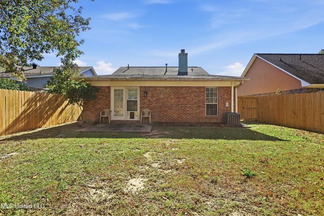 72 Lamplighter Road, Pearl, MS 39208