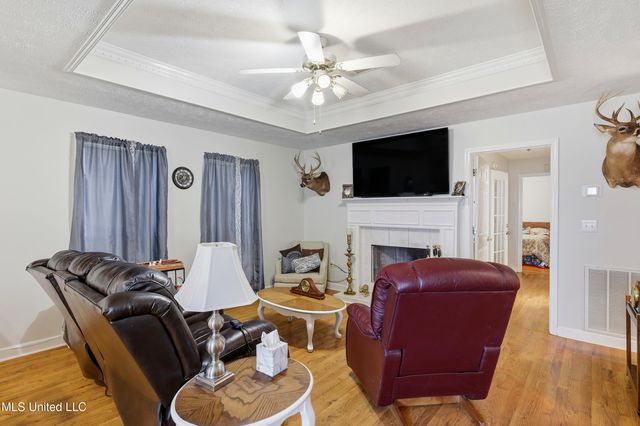 72 Lamplighter Road, Pearl, MS 39208