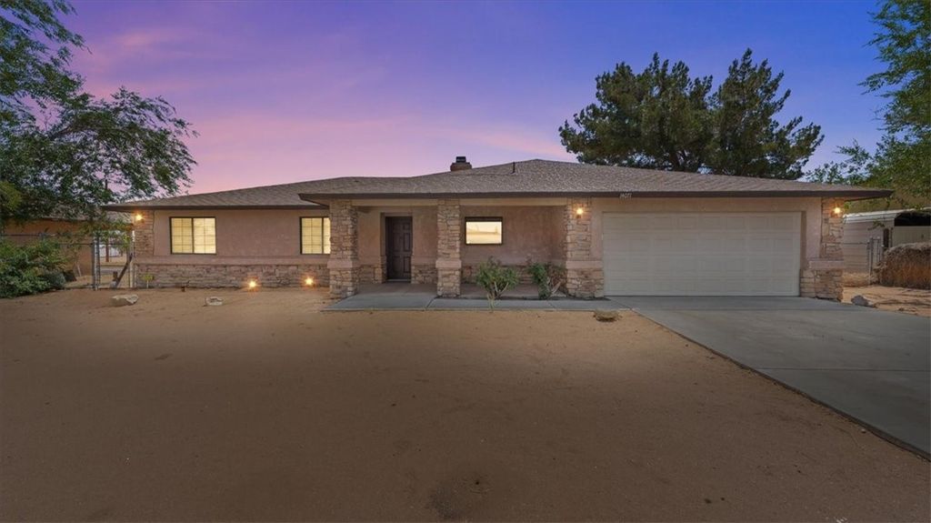 Image 1 of property listing at 14071 Quinnault Road, Apple Valley, CA 92307