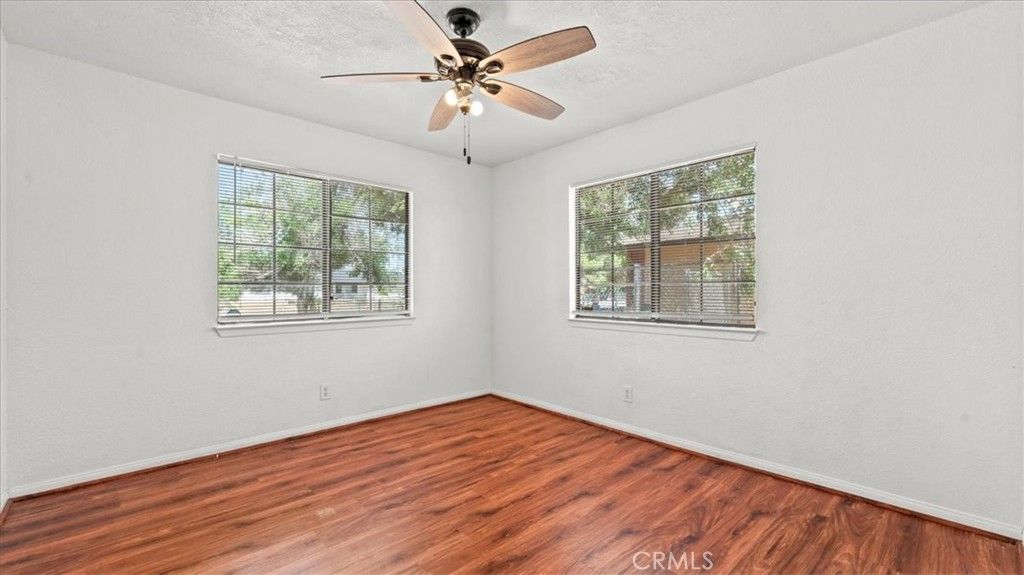Image 21 of property listing at 14071 Quinnault Road, Apple Valley, CA 92307