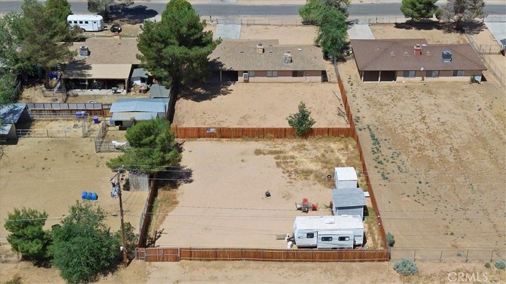 Image 33 of property listing at 14071 Quinnault Road, Apple Valley, CA 92307