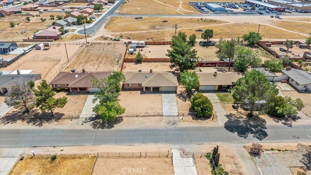 Image 35 of property listing at 14071 Quinnault Road, Apple Valley, CA 92307