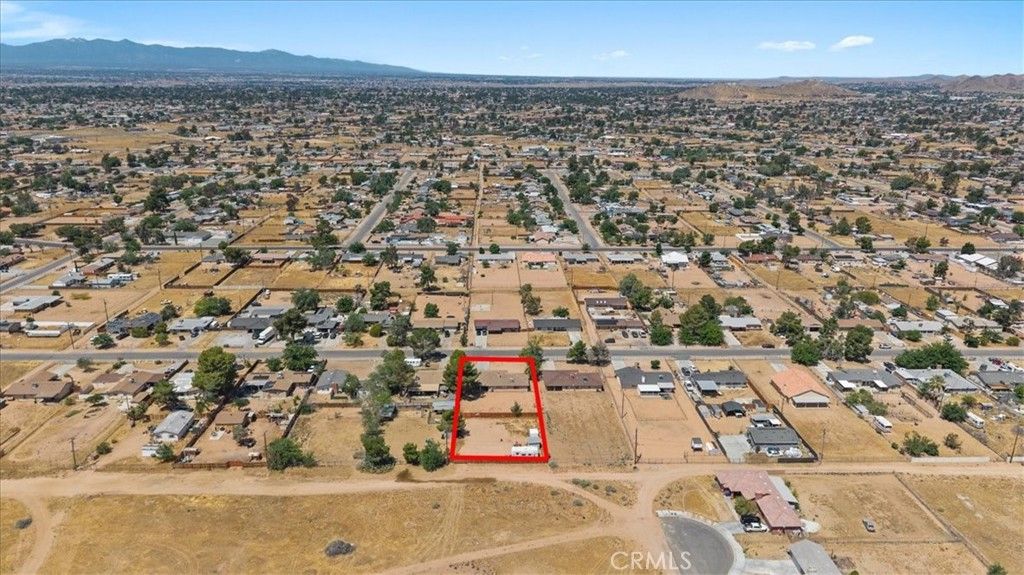 Image 42 of property listing at 14071 Quinnault Road, Apple Valley, CA 92307