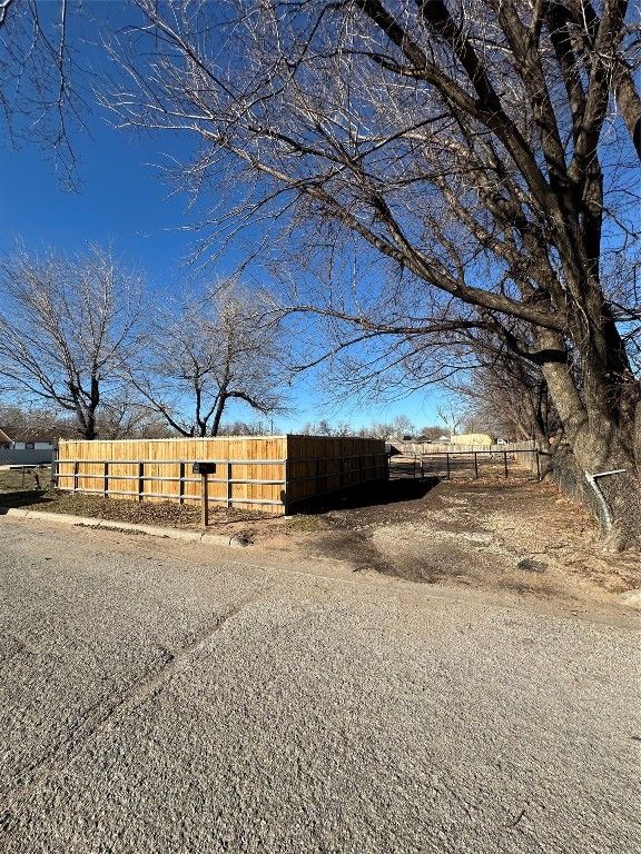 2417 W Lindley Avenue, Oklahoma City, OK 73017