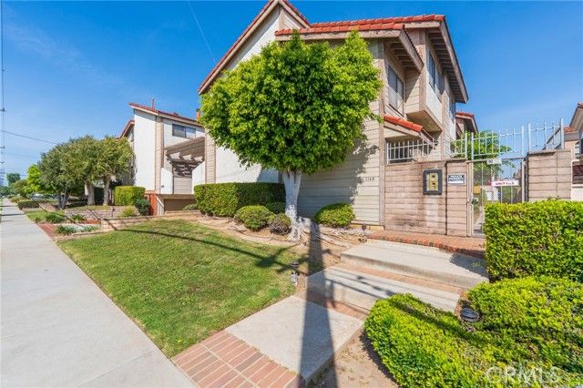 1149 Magnolia 16, Gardena, CA 90247