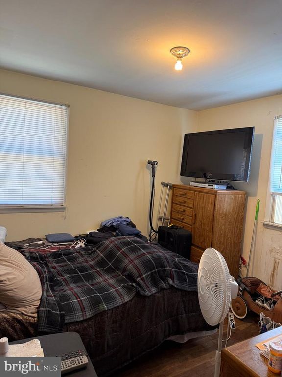 Image 10 of property listing at 23955 HOLLYWOOD RD, Hollywood, MD 20636