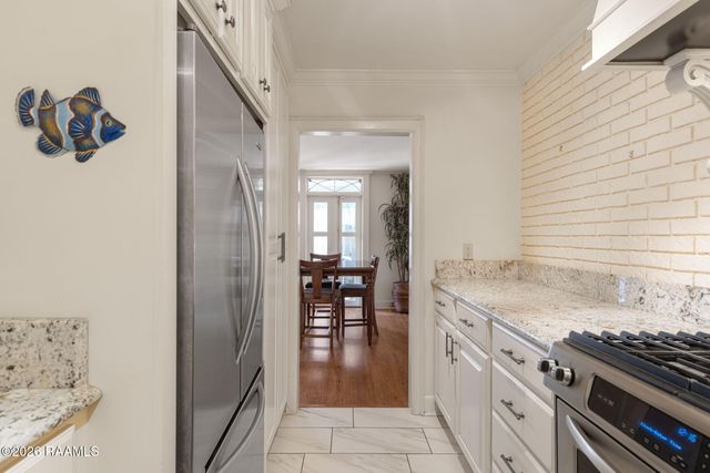 1321 W Saint Mary Boulevard, Lafayette, LA 70506