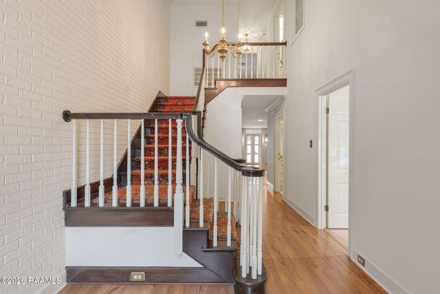 1321 W Saint Mary Boulevard, Lafayette, LA 70506