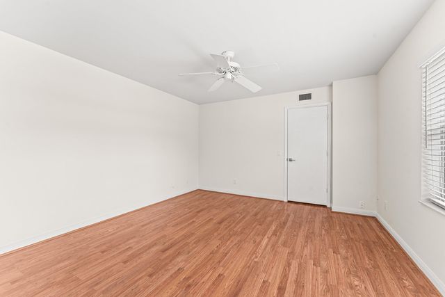 3136 Kingston Court, West Palm Beach, FL 33409