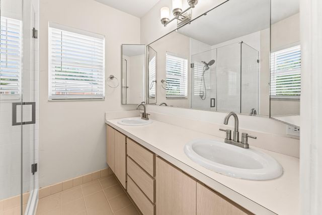 3136 Kingston Court, West Palm Beach, FL 33409