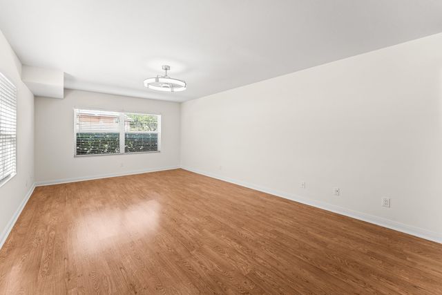 3136 Kingston Court, West Palm Beach, FL 33409