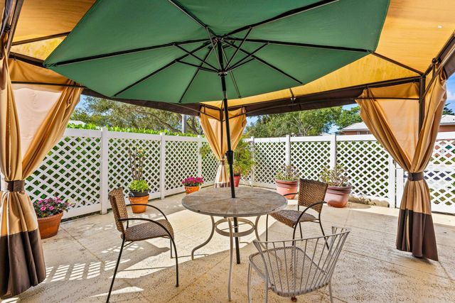 3136 Kingston Court, West Palm Beach, FL 33409