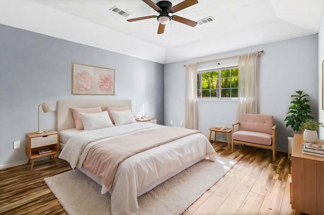 6 Lost Forest, Trinity, TX 75862