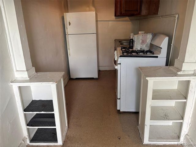 7536 Dunedin Street 20, Detroit, MI 48206