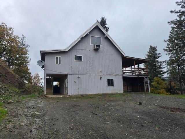 113 Top Of The Grade Road, Douglas City, CA 96024