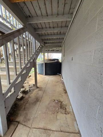 113 Top Of The Grade Road, Douglas City, CA 96024