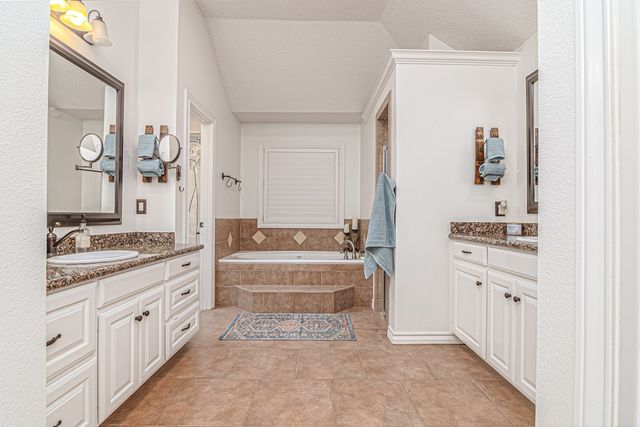 2009 Brentwood Dr, Midland, TX 79707