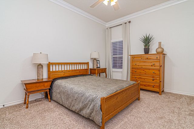 2009 Brentwood Dr, Midland, TX 79707