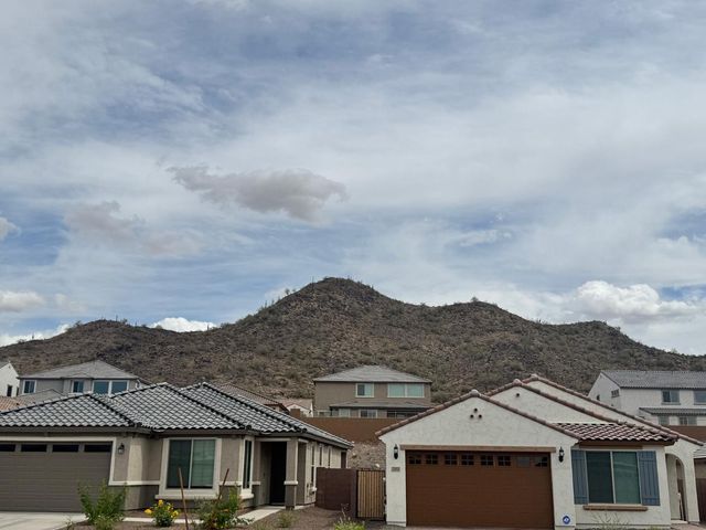 7053 W Oberlin Way, Peoria, AZ 85383