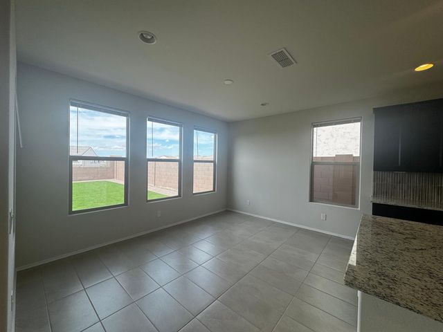 7053 W Oberlin Way, Peoria, AZ 85383