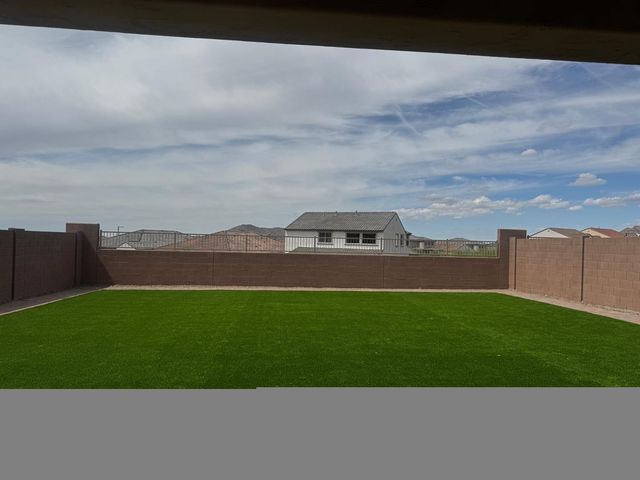 7053 W Oberlin Way, Peoria, AZ 85383