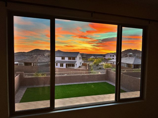 7053 W Oberlin Way, Peoria, AZ 85383