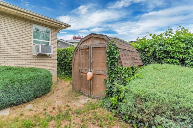 6250 S WESTRIDGE ST, Murray, UT 84107