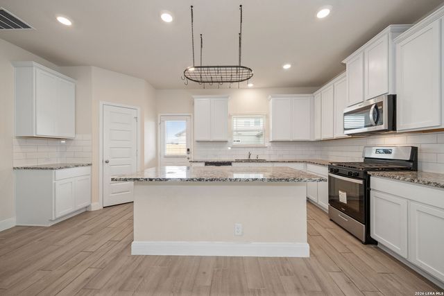 618 Bronze Stream, Cibolo, TX 78108