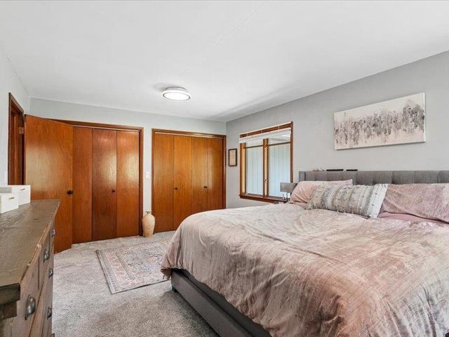 144 Amity Drive, Waterloo, IA 50701