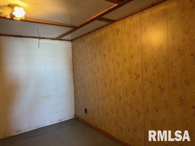 1397 Headen Road, Jacksonville, IL 62650