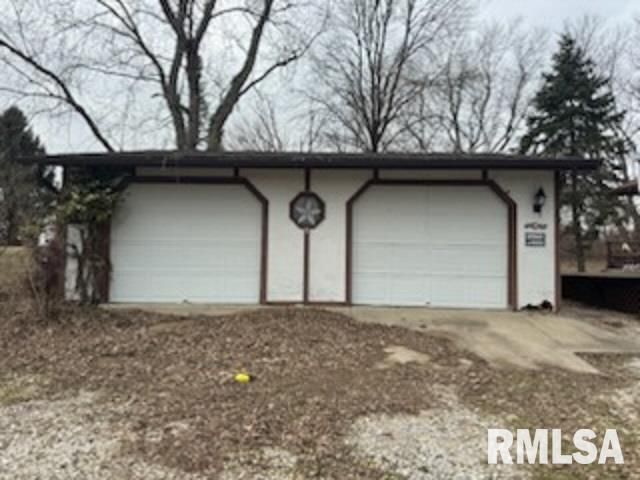 1397 Headen Road, Jacksonville, IL 62650