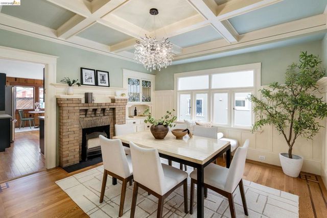 5466 5466 Shafter Ave, Oakland, CA 94618