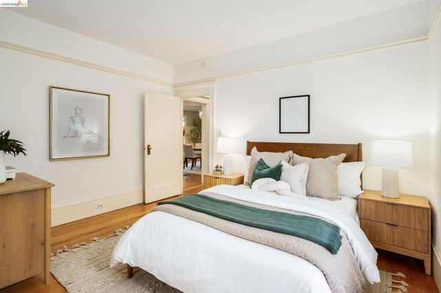 5466 5466 Shafter Ave, Oakland, CA 94618