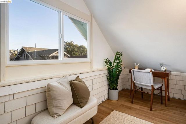 5466 5466 Shafter Ave, Oakland, CA 94618