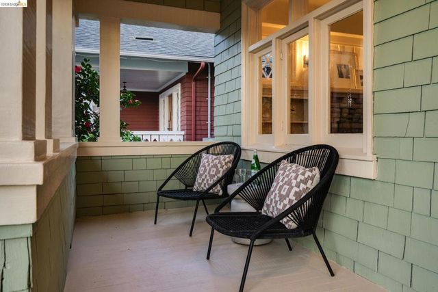 5466 5466 Shafter Ave, Oakland, CA 94618