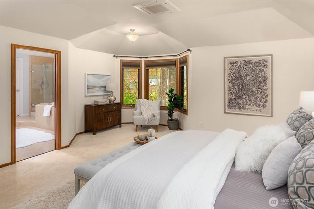 16424 NE 169th Place, Woodinville, WA 98072