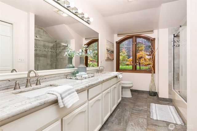 16424 NE 169th Place, Woodinville, WA 98072