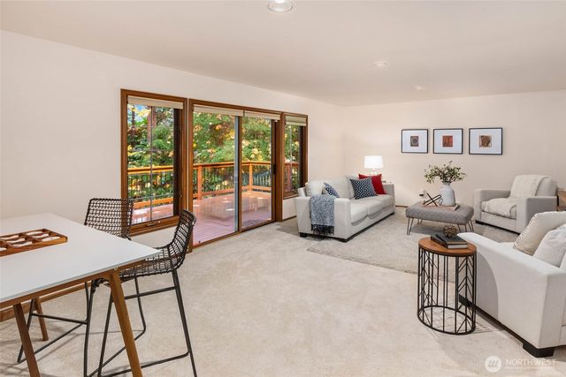 16424 NE 169th Place, Woodinville, WA 98072