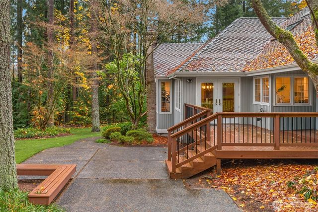 16424 NE 169th Place, Woodinville, WA 98072