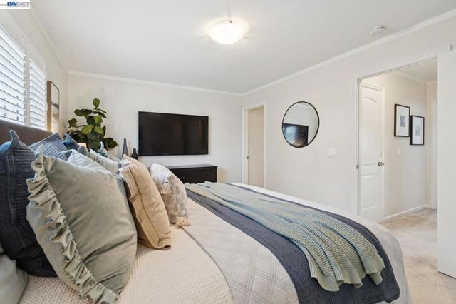 24 Velasco Ct, Danville, CA 94526