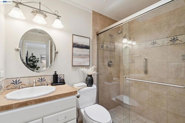24 Velasco Ct, Danville, CA 94526