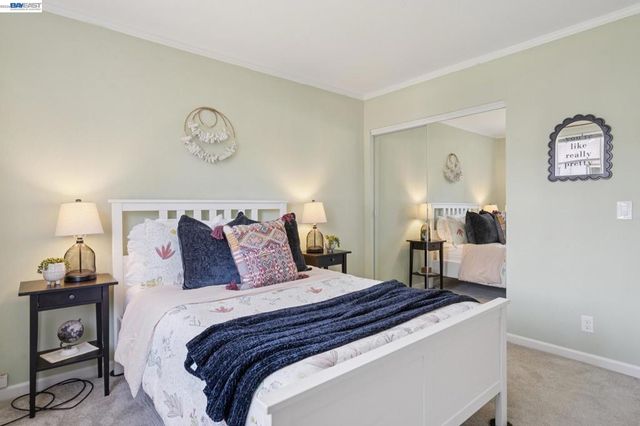24 Velasco Ct, Danville, CA 94526