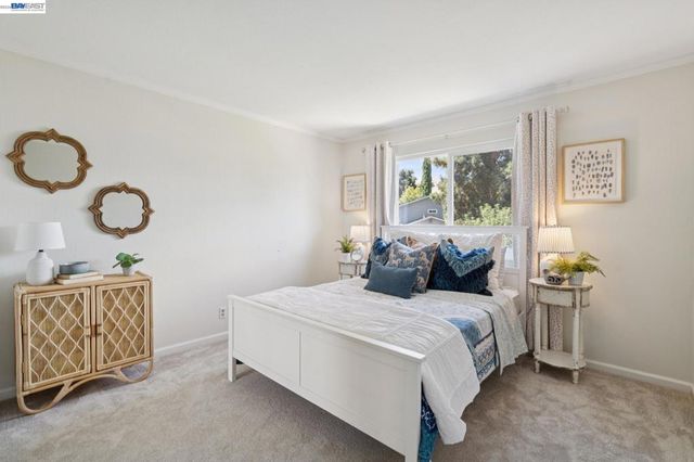 24 Velasco Ct, Danville, CA 94526