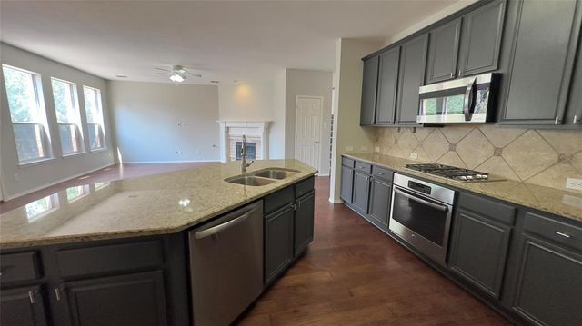 406 Stonebridge Circle, Allen, TX 75013