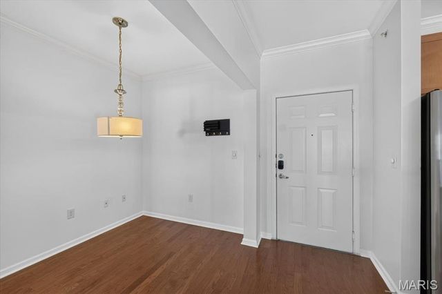 1241 Strassner Drive 1505, Brentwood, MO 63144