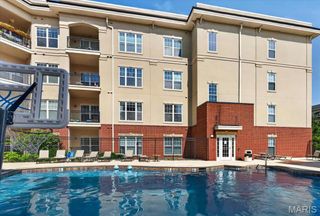 1241 Strassner Drive 1505, Brentwood, MO 63144