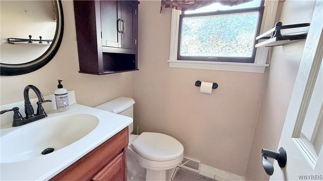 386 Wingate Place, Porter, NY 14174