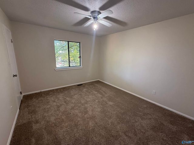 904 Roll Tide Lane, Huntsville, AL 35816