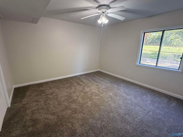 904 Roll Tide Lane, Huntsville, AL 35816