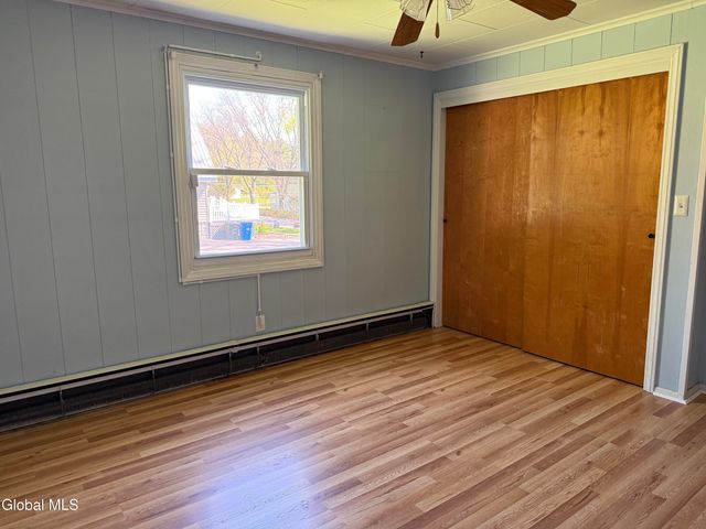 18 Bellevue Avenue, Gloversville, NY 12078